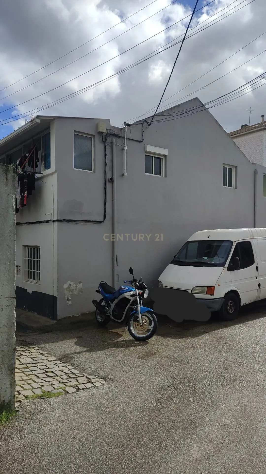 Prédio com 3 Frações na Póvoa de Santo Adrião - Image 29